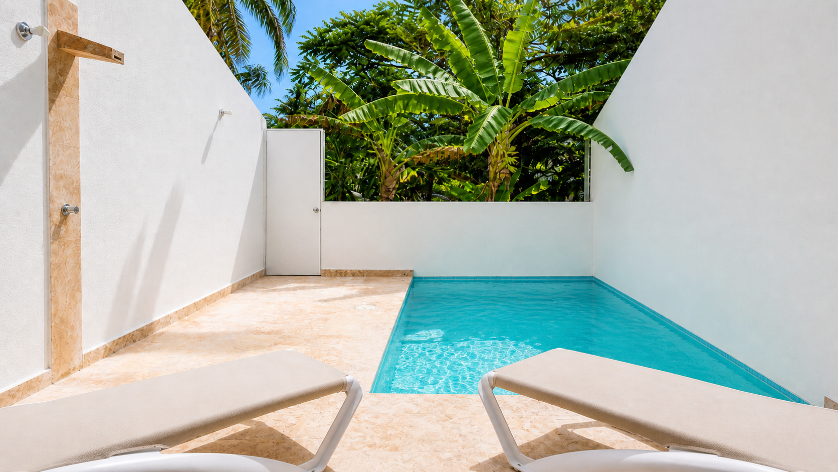 Private pool